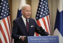 El líder republicano McCarthy encarga una investigación de juicio político contra Biden