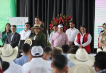 La élite empresarial usa al BOC para conspirar contra mi gobierno, afirma la presidenta Xiomara de Zelaya