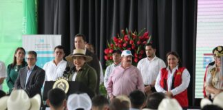 La élite empresarial usa al BOC para conspirar contra mi gobierno, afirma la presidenta Xiomara de Zelaya