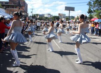 Honduras recuerda 202 años de independencia entre la pobreza y socialmente dividida