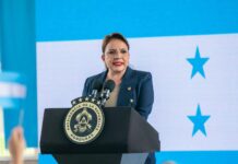Funcionarios felicitan a la Presidenta Xiomara Castro en su cumpleaños 64