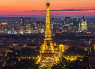La Torre Eiffel se apagará esta noche en recuerdo a las víctimas del seísmo de Marruecos