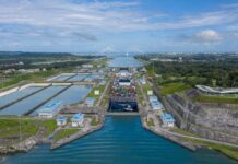 El canal de Panamá reduce en cerca del 50 % su tarifa variable por el uso de agua dulce