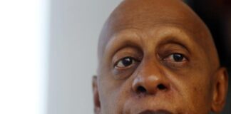 Detienen al opositor cubano Guillermo Fariñas al salir de su casa en Santa Clara