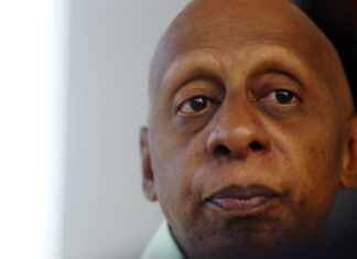 Detienen al opositor cubano Guillermo Fariñas al salir de su casa en Santa Clara