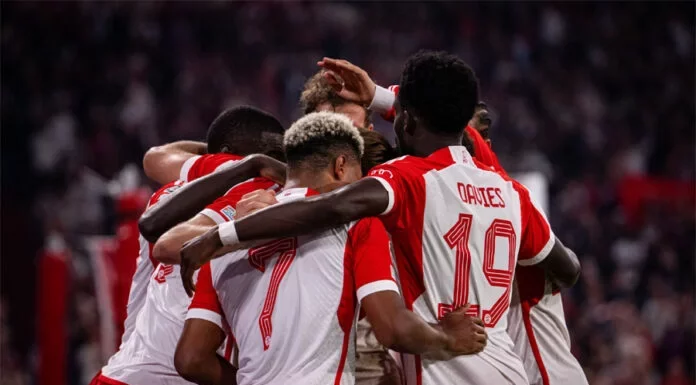 El Bayern derrota al United 4-3 en una fiesta de goles