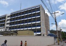 Médico del Materno Infantil realizan noches benéficas para la compra de medicamentos