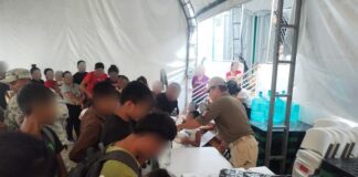 Rescatan a 10 hondureños en México y otro está grave al caer del tren “La Bestia”