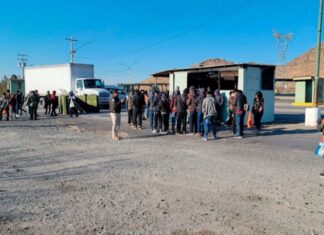 Encuentran a 57 hondureños escondidos en un camión en México