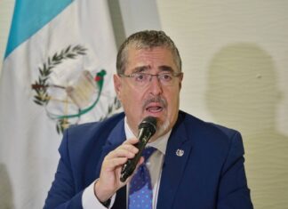 Presidente electo de Guatemala suspende proceso de transición con el actual Gobierno