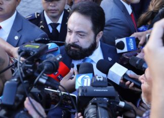 Luis Redondo dice que la elección de Fiscales está abierta, mientras siguen en busca de consensos