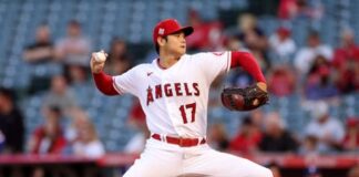 Shohei Ohtani se somete a cirugía en el codo y no podrá lanzar hasta 2025