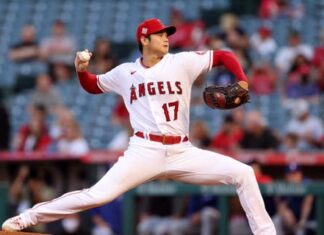 Shohei Ohtani se somete a cirugía en el codo y no podrá lanzar hasta 2025