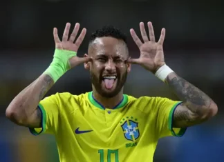 Neymar: «No soy mejor que Pelé por haberlo superado en este récord de goles»