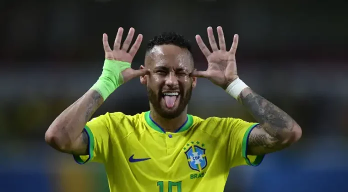 Neymar: «No soy mejor que Pelé por haberlo superado en este récord de goles»