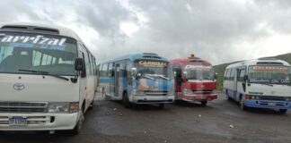 Ruta de buses de El Carrizal reanuda operaciones tras varios días paralizados por extorsión