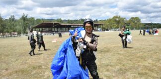 Dos mujeres participarán entre los paracaidistas que rendirán tributo a la Patria durante los desfiles del 15 de septiembre
