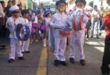 Desfile de niños de prebásica llena de alegría las calles de Tegucigalpa en vísperas del 202 aniversario de independencia de Honduras