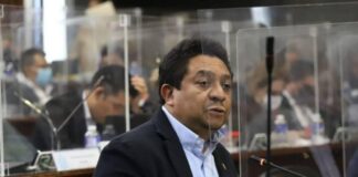 Ramón Barrios, diputado de Libre, niega conocimiento sobre bono navideño de 200 mil lempiras