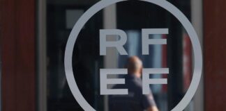 La RFEF adopta la marca única «selección española de fútbol» para hombres y mujeres