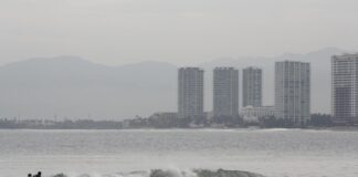 El huracán Jova se intensifica a categoría 2 en el Pacífico mexicano