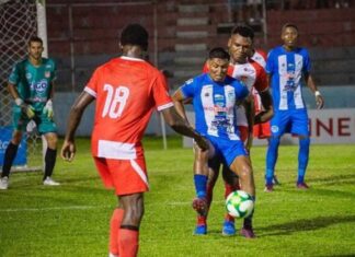 El Vida del argentino Héctor Vargas vence al Victoria en el clásico ceibeño