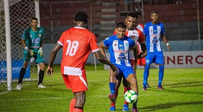 El Vida del argentino Héctor Vargas vence al Victoria en el clásico ceibeño