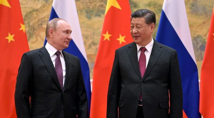 Putin aterriza en Pekín para reunirse con Xi Jinping