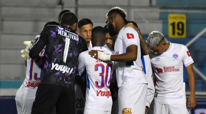 Olimpia sigue en buena racha y es líder en Honduras de la mano del argentino Pedro Troglio