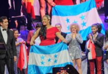 Dubis Oviedo, orgullo hondureño y ganadora a la mejor canción y mejor video clip en la 11 edición del Festival Internacional Punta del Este Uruguay