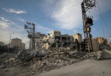 Al menos 145 muertos por bombardeos de Israel en un campo de refugiados del norte de Gaza