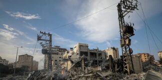 Al menos 145 muertos por bombardeos de Israel en un campo de refugiados del norte de Gaza