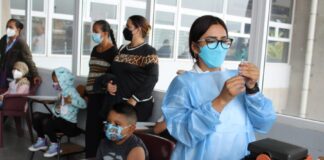 Salud informa que positividad de Covid-19 cae al 2% con cero muertes y hospitalizaciones