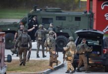 La Policía confirma 18 muertos y 13 heridos en el doble tiroteo de Maine (EE.UU.)