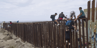 México califica de «gran acierto» de Biden no ampliar el muro fronterizo pese a las nuevas obras