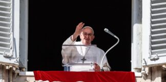 El papa urge a declarar un «cese al fuego» entre Israel y Palestina