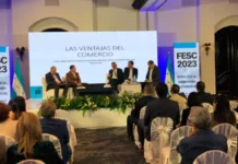 Foro en Tegucigalpa alerta sobre falta de transparencia en negociaciones entre Honduras y China