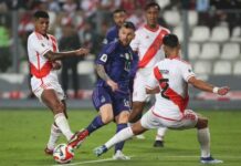 Messi ratifica a Argentina en el liderato de las eliminatorias y hunde a Perú