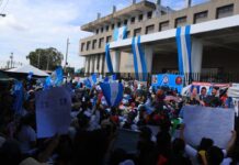 Guatemala cumple una semana de bloqueos para exigir la renuncia de su fiscal general