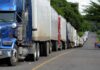 Transporte de carga pesada suspende los servicios en las fronteras de Honduras por imposición de visas