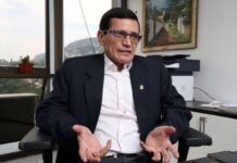 Gaspar Rodríguez, director del IHSS renuncia a su reajuste salarial