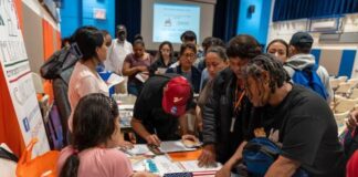 Solo un puñado de los recién llegados a Nueva York ha solicitado el permiso de trabajo