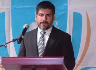 Fiscal General Johel Zelaya afirma que completará su mandato pese a intentos de juicio político