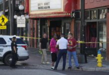 Un tiroteo en una fiesta de Haloween en una calle en EE. UU. deja dos muertos y 18 heridos