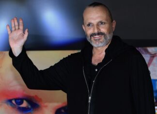 El cantante Miguel Bosé trabaja en un musical, un disco y una gira para 2024