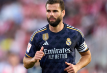 Apelación reduce de tres a dos partidos la sanción a Nacho, que podrá jugar el clásico