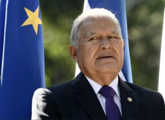 Fiscalía salvadoreña interviene una cuenta bancaria del expresidente Sánchez Cerén