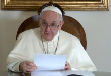 El papa Francisco alerta sobre los «payasos del mesianismo» en el contexto electoral argentino