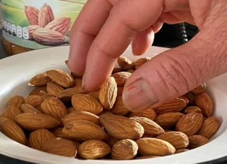 Estudios sugieren que consumir almendras podría controlar el peso
