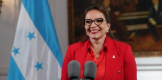 Presidenta Xiomara Castro felicita a Javier Milei por su triunfo en Argentina